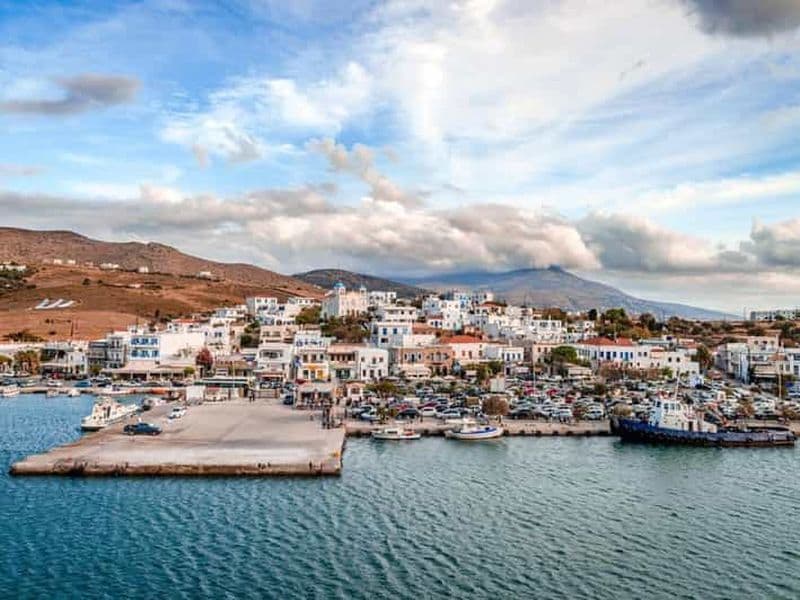 Billet Andros: transfert privé entre le port d'Andros et Andros