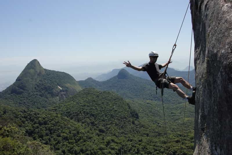 Billet Rio de Janeiro : Randonnée et descente en rappel dans la forêt de Tijuca