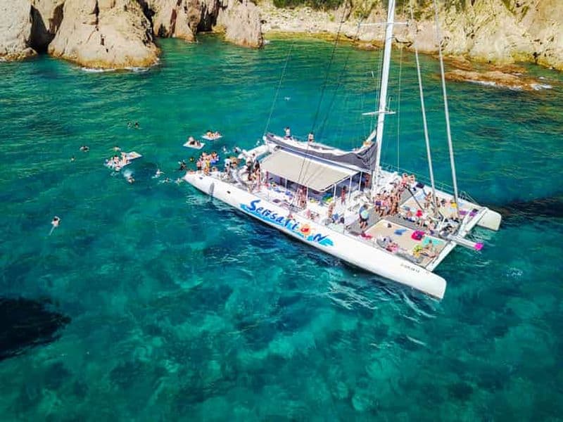 Billet Lloret de Mar : Croisière de célébration avec barbecue et boissons