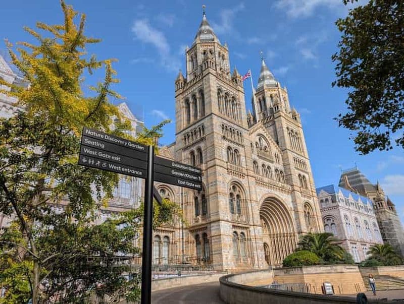 Billet Londres : Visite guidée et entrée au Musée d'histoire naturelle