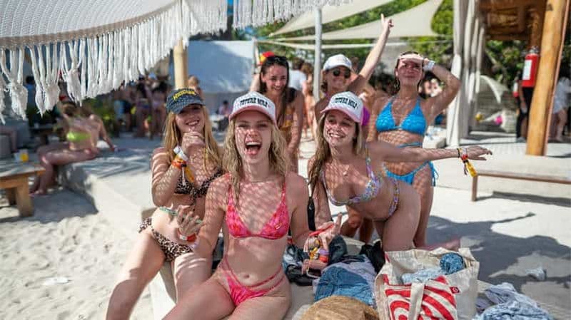 Billet Cancun : Isla Mujeres Beach Club Party For Adults (Fête du club de plage de l'île de Mujeres pour les adultes)