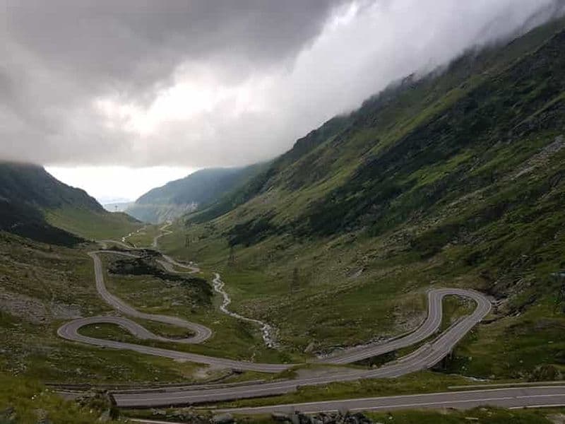 Billet Visite guidée privée de 3 jours incluant la route Transfagarasan