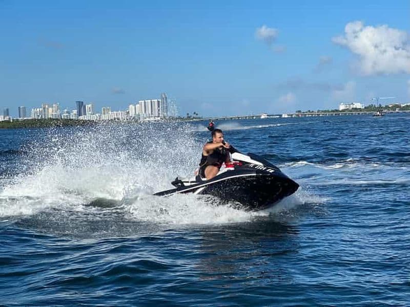 Billet Miami : Location de jet ski dans la baie de Biscayne
