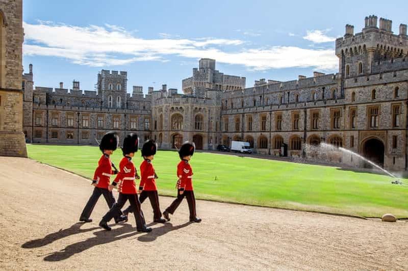Billet Londres : Excursion d'une journée au château de Windsor, à Stonehenge et à Bath