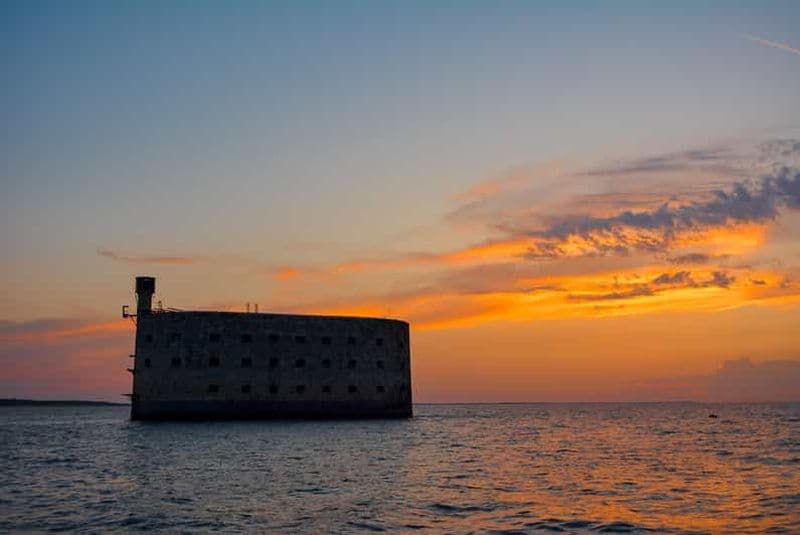 Billet La Rochelle : Fort Boyard au coucher du soleil