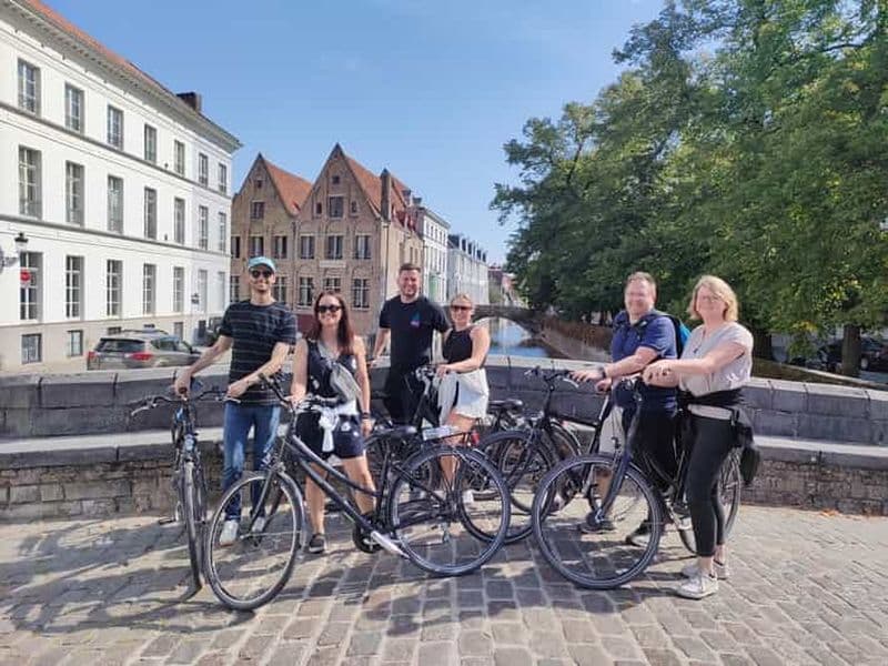 Billet Bruges à vélo en famille ou entre amis !