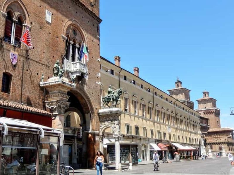 Billet Ferrare : visite à pied, points forts et dégustations de produits alimentaires