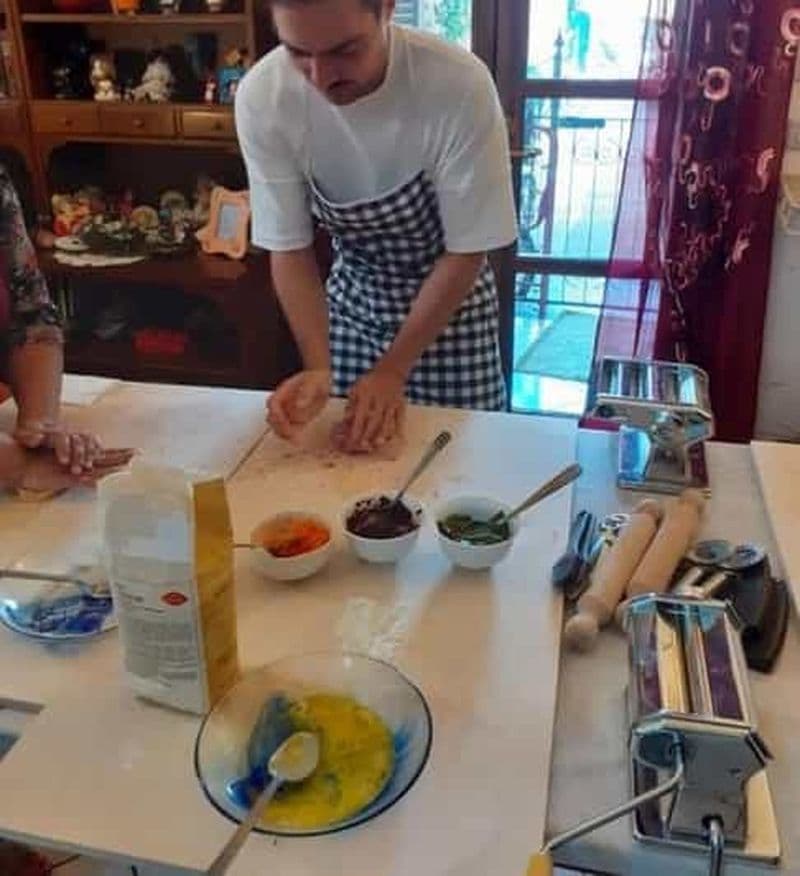 Billet Cours de cuisine sur les tagliatelles et les raviolis colorés près d'Arezzo