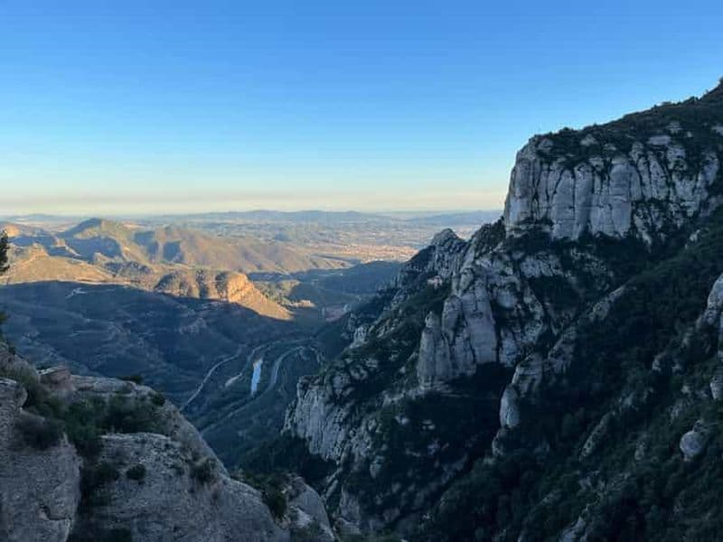 Billet Barcelone : visite de Montserrat l'après-midi, randonnée facile et chœur de garçons