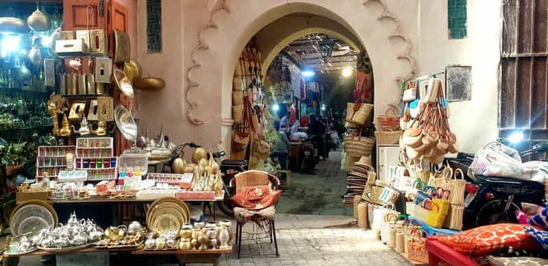 Billet Marrakech : Expérience d'achat dans un souk d'artisanat avec un local