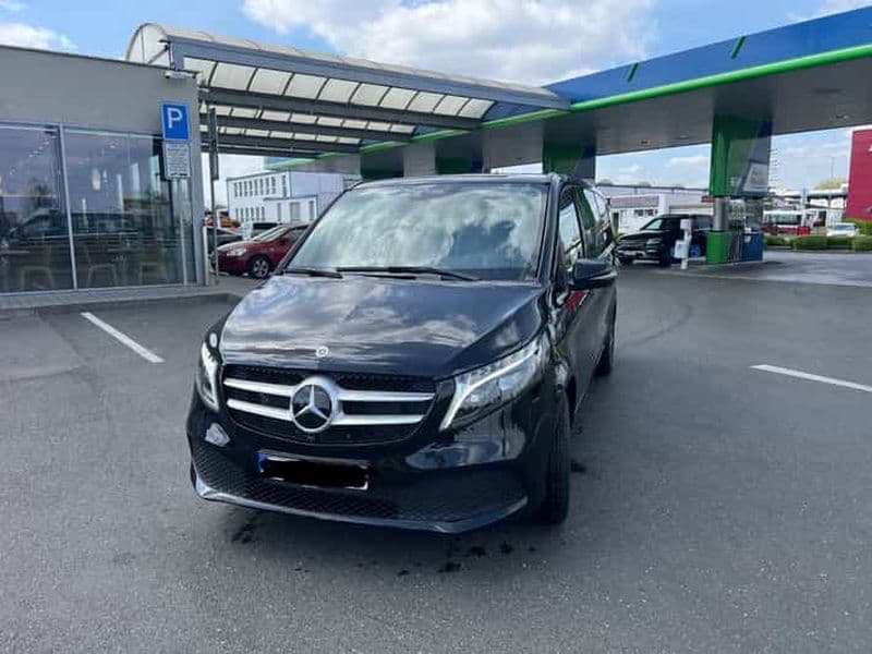 Billet Barcelone : Transfert privé de/vers l'aéroport El Prat et la ville.