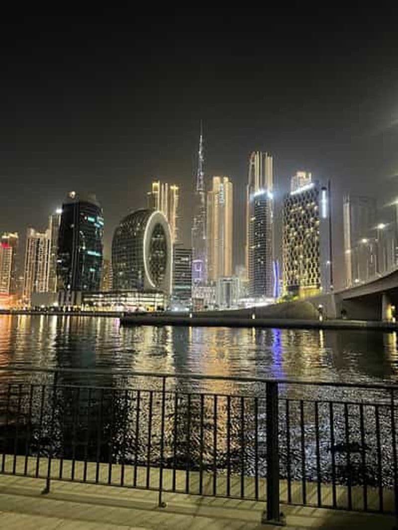 Billet Tour de ville à vélo à Dubaï : Une expérience étonnante en soirée