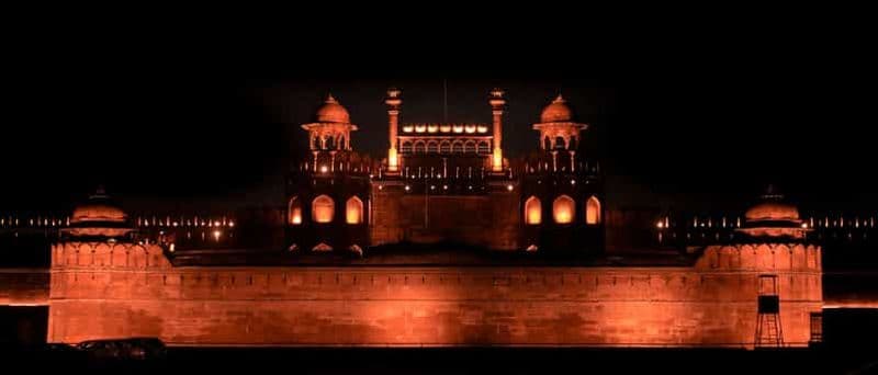 Billet Spectacle son et lumière du Fort Rouge avec visite à pied de Old Delhi
