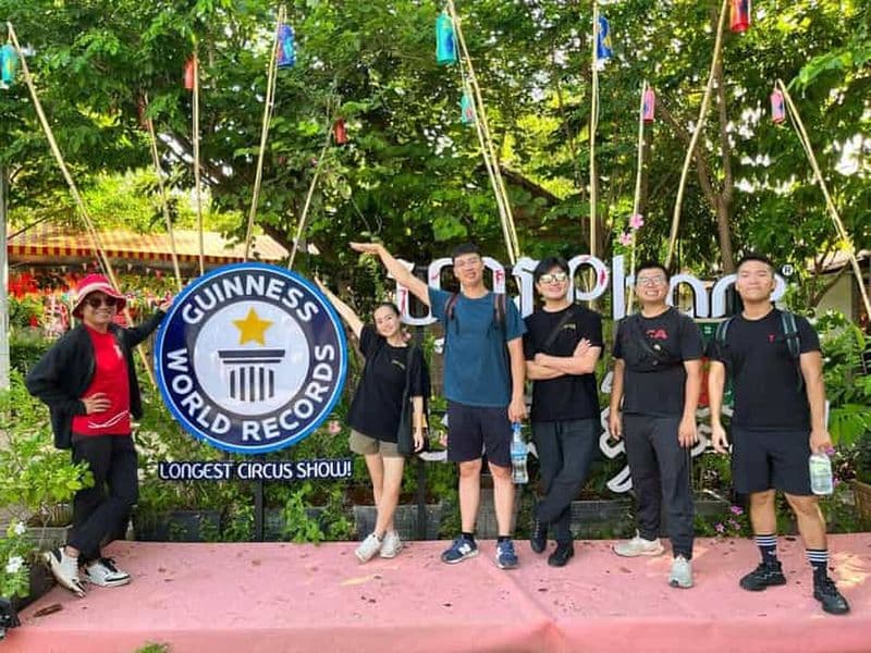 Billet Phare : Le spectacle de cirque cambodgien avec prise en charge et retour