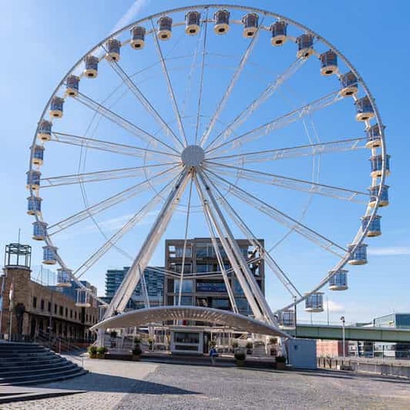 Billet Cologne : la grande roue en face du musée du chocolat