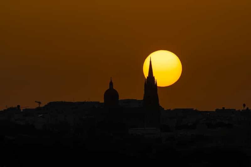 Billet Croisière d'une demi-journée au coucher du soleil avec baignade dans le Blue Lagoon et exploration de Gozo