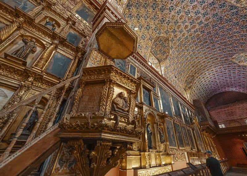 Billet Bogotá : La Candelaria, le musée de l'or et Botero, avec guide et transferts