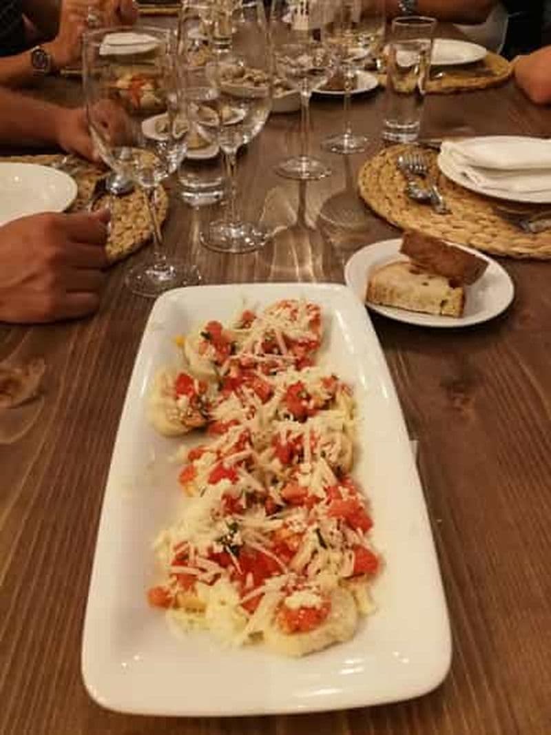 Billet Porto : visite gastronomique et œnologique privée avec un habitant