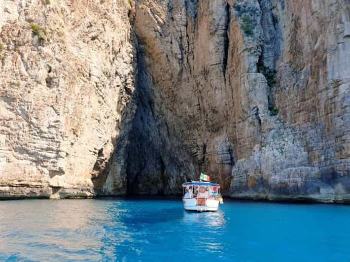 Billet Sperlonga : Excursion en bateau à Gaeta avec pizza et boissons