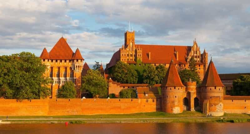 Billet Gdansk : Visite du camp de concentration de Stutthof et du château de Malbork