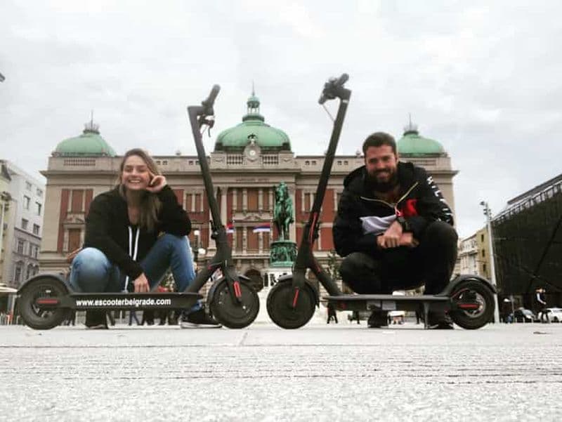 Billet Excursion à Belgrade avec E Scooter et transferts aéroport.