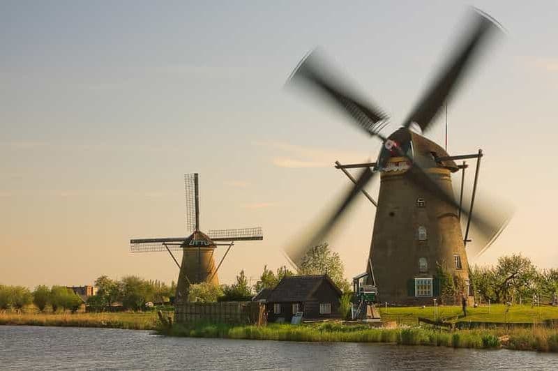 Billet Au départ d'Amsterdam : Visite de Kinderdijk et de La Haye avec musées