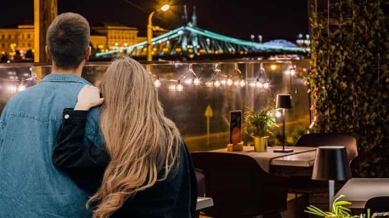 Billet Budapest : dîner gastronomique 4 services avec vins et panorama sur le Danube
