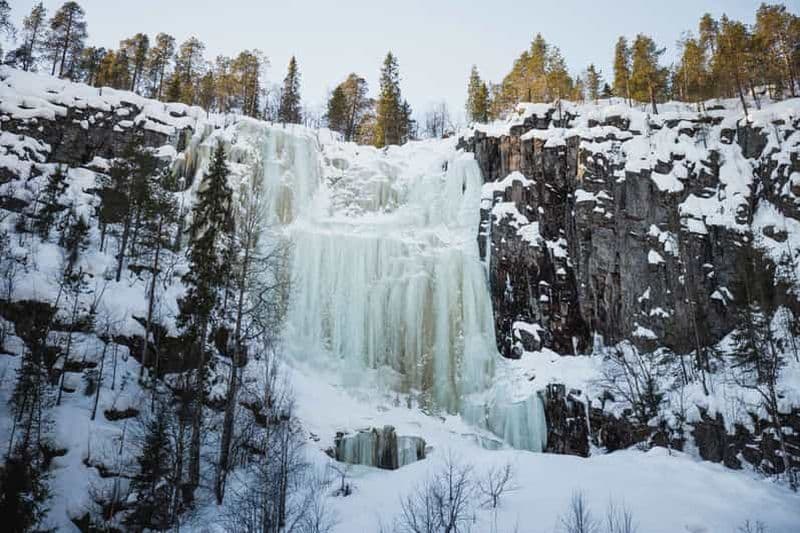 Billet Rovaniemi : Randonnée dans les cascades gelées du canyon de Korouoma