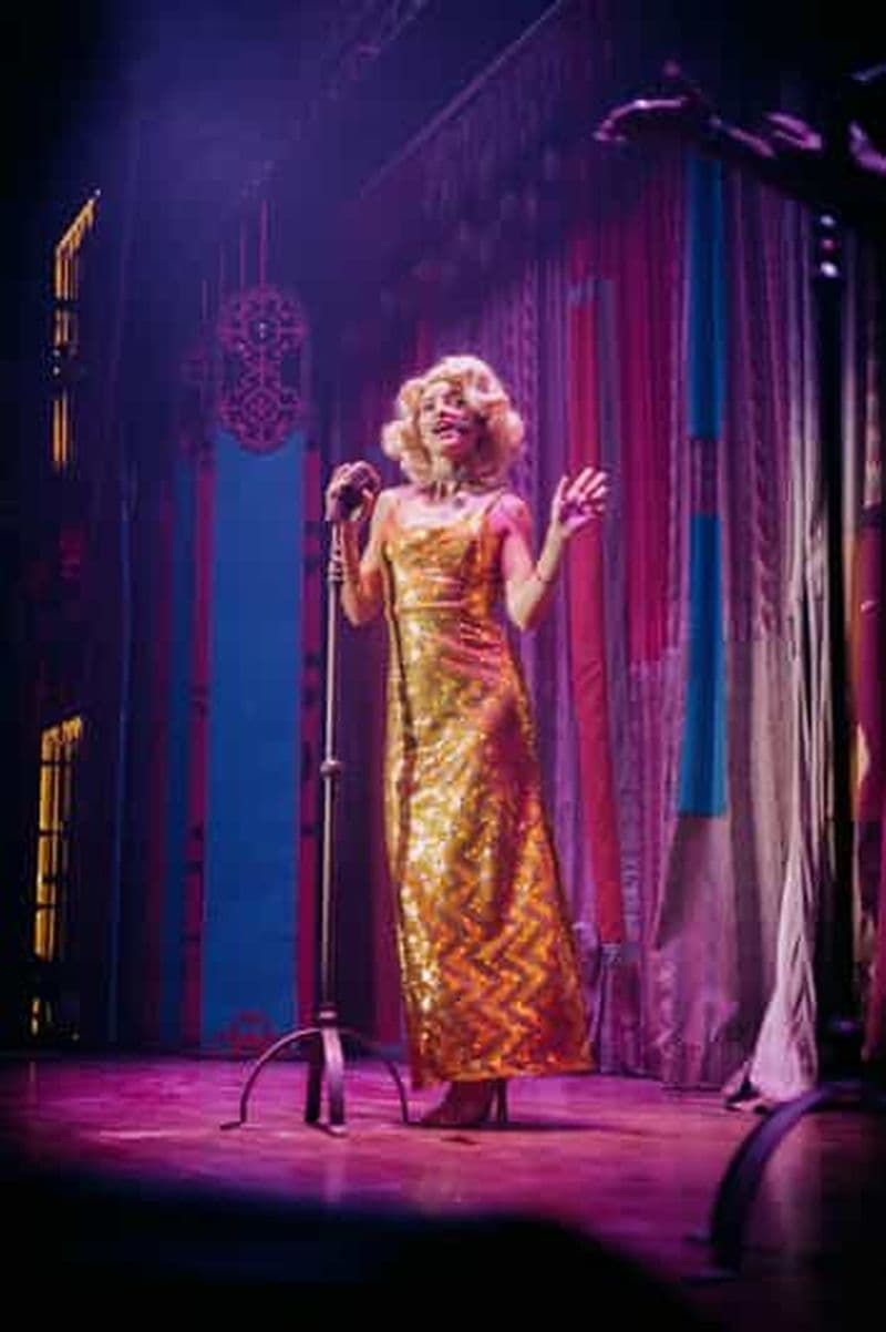 Billet Phuket : Dîner-spectacle au Junkyard Theatre - Billets VIP