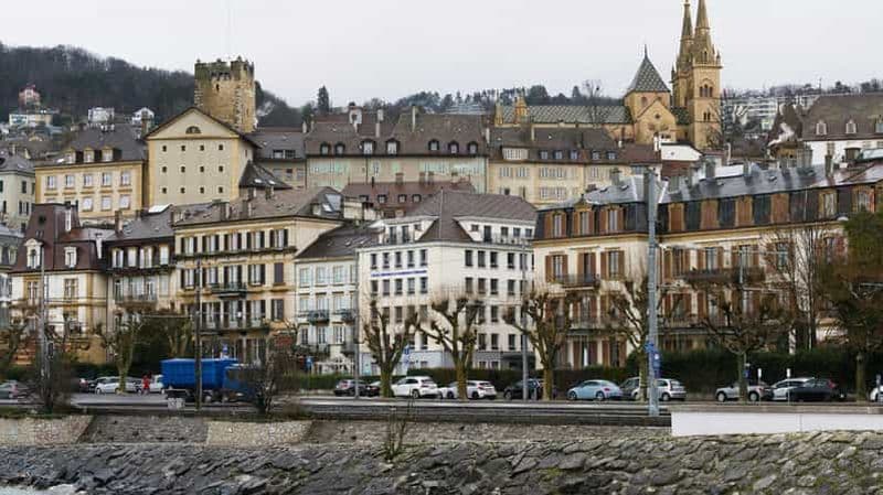 Billet Neuchâtel : visite à pied privée