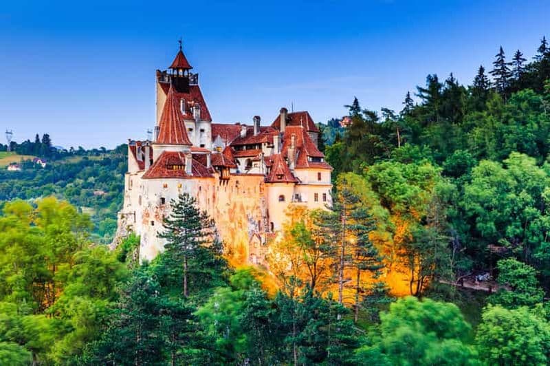 Billet Bucarest : visite d'une jounée du château de Peles, du château de Bran et de Brasov