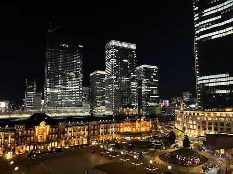 Billet Visite nocturne de Marunouchi : histoire et panoramas