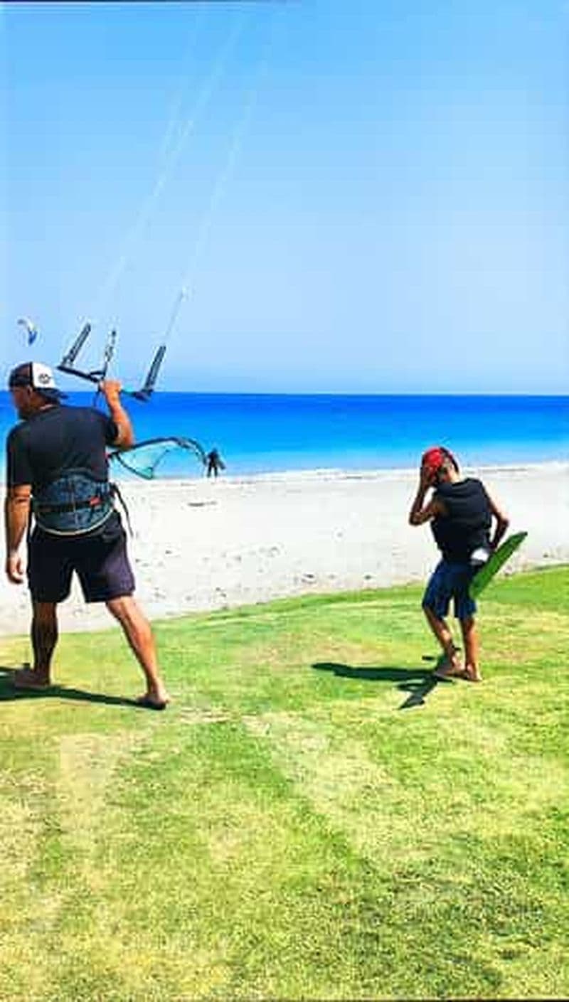Billet Rhodes : cours particulier de kitesurf pour débutants
