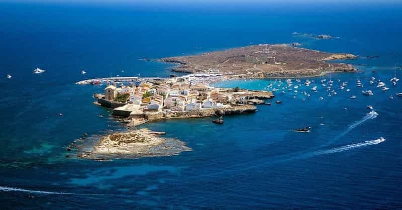 Billet Île de Tabarca : Expérience pirates avec bateau, plongée avec tuba et déjeuner traditionnel