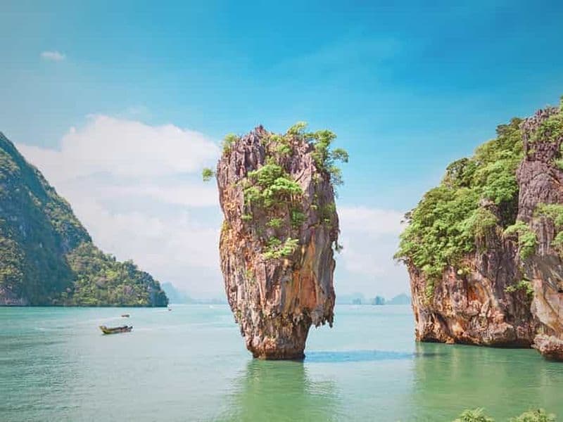 Billet Phuket : Excursion privée en bateau de luxe dans la baie de Phang Nga