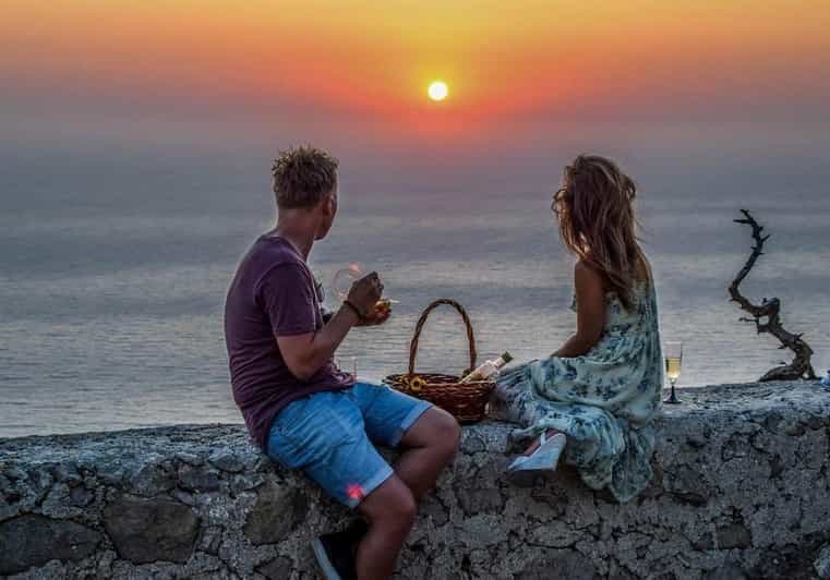 Billet Rhodes : dégustation de vin avec vue sur le coucher de soleil et visite panoramique