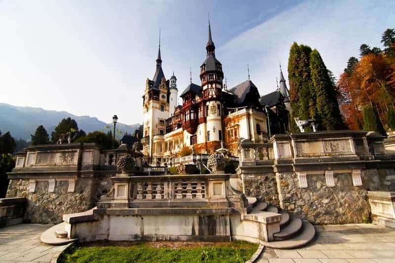 Billet Bucarest : le château de Dracula, le château de Peles et la vieille ville de Brasov