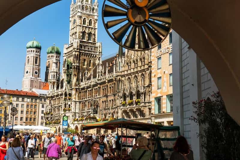 Billet Munich : CityTour-Eisbachwelle Surf - FC Bayern - Marienplatz