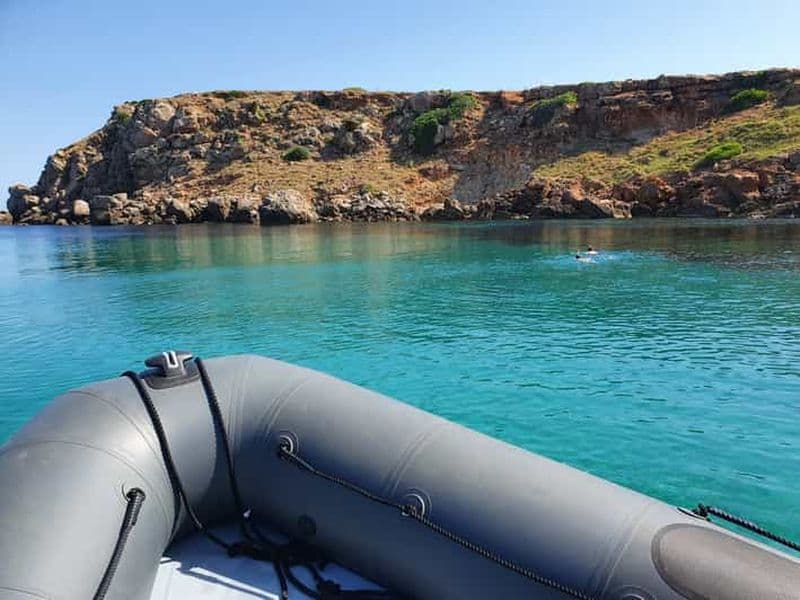 Billet Fornells : Excursion en bateau vers les criques et les plages avec plongée en apnée