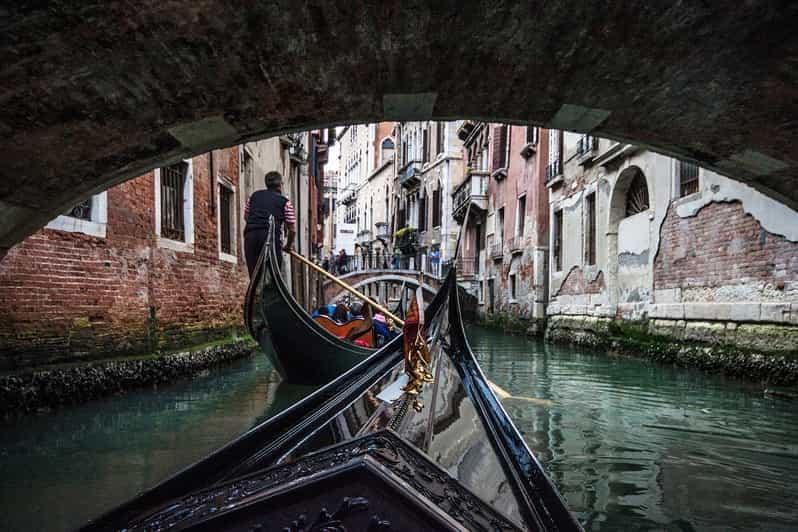 Billet Venise : Promenade en gondole le soir et visite sur les fantômes et les légendes