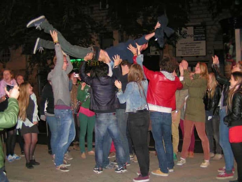 Billet Budapest : 5 heures de tournée des bars en ruine