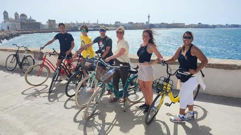 Billet Cadix : Visite touristique de la ville à vélo