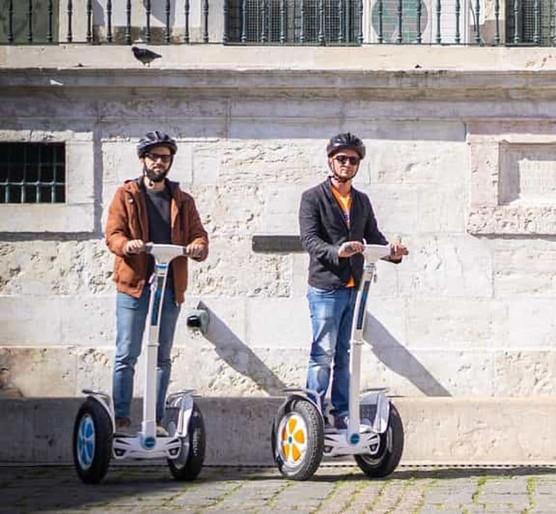 Billet Lisbonne : Visite en Segway nocturne