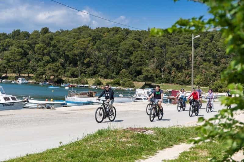 Billet Circuit de 30 km en E-Bike - De Verudela, Pula au Cap Kamenjak