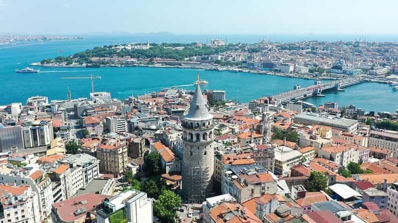 Billet Istanbul : visite du patrimoine levantin de Taksim à la tour de Galata