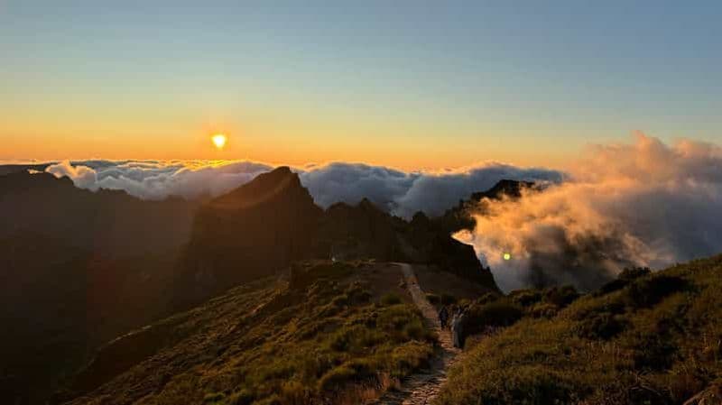 Billet Madère : Coucher de soleil paradisiaque au Pico do Arieiro avec collations et vin