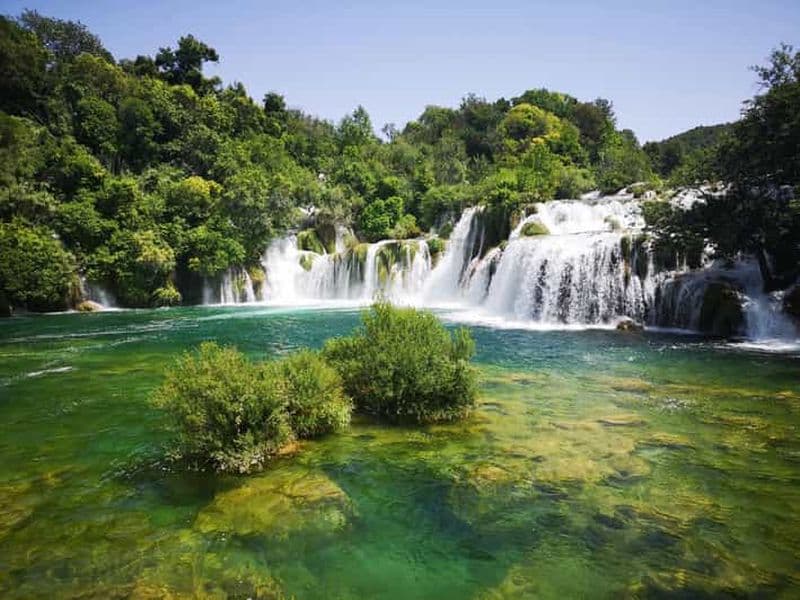 Billet Makarska : excursion d'une journée au parc national de Krka avec visite de Šibenik