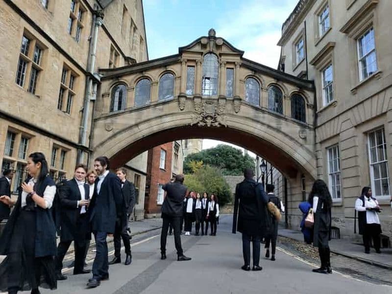 Billet Oxford : Visite de l'université pour les étudiants potentiels