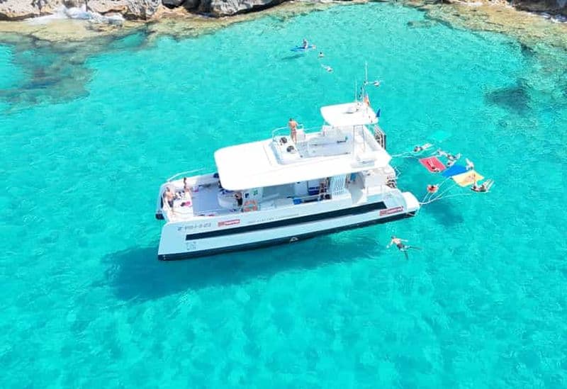 Billet Palma : Catamaran de luxe avec collations, boissons, SUP et plongée en apnée