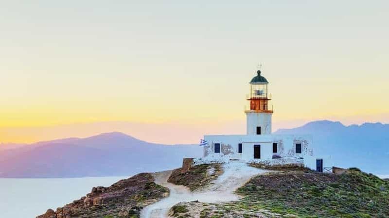 Billet Découvrez Mykonos : expérience de 4 heures en van et visite du village d'Ano Mera